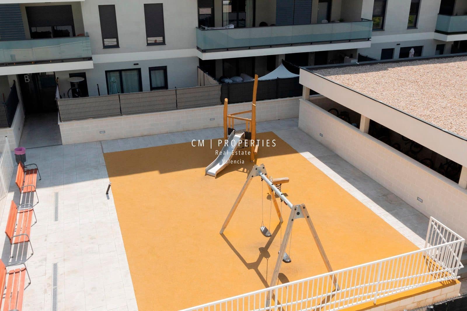 3 bedroom Flat for rent in La Pobla de Vallbona with pool garage - € 1,500 (Ref: 8925255)