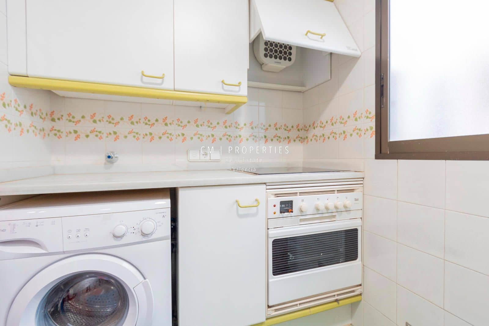 Office for rent in Valencia city with garage - € 1,500 (Ref: 8941984)