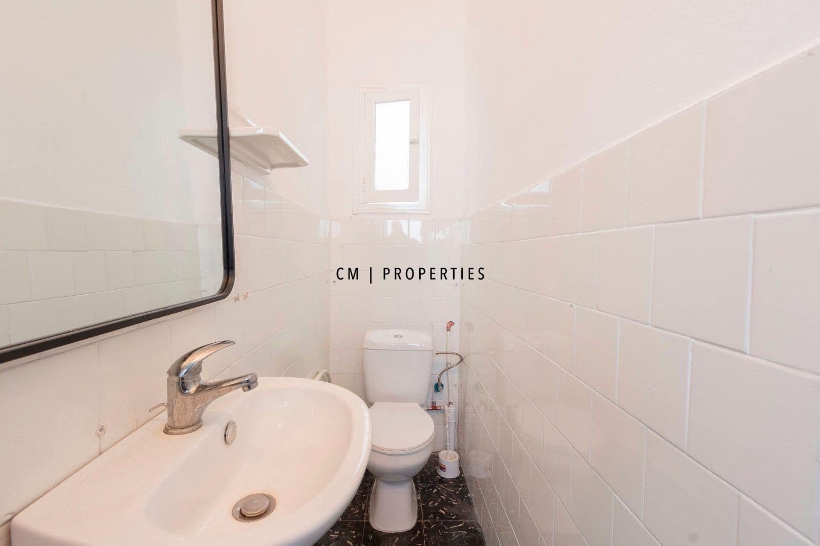 Office for rent in Valencia city - € 1,800 (Ref: 8942216)