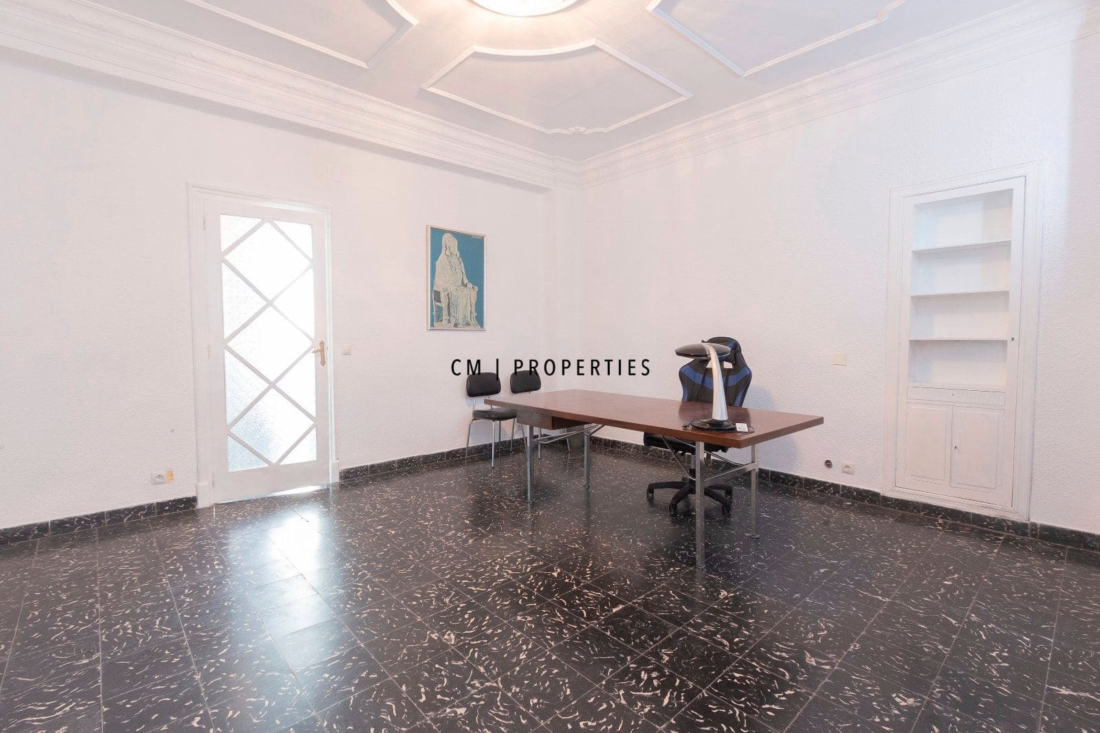 Office for rent in Valencia city - € 1,800 (Ref: 8942216)