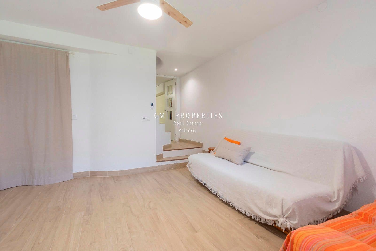 3 slaapkamer Huis te huur in La Pobla de Farnals met zwembad garage - € 1.650 (Ref: 8944952)