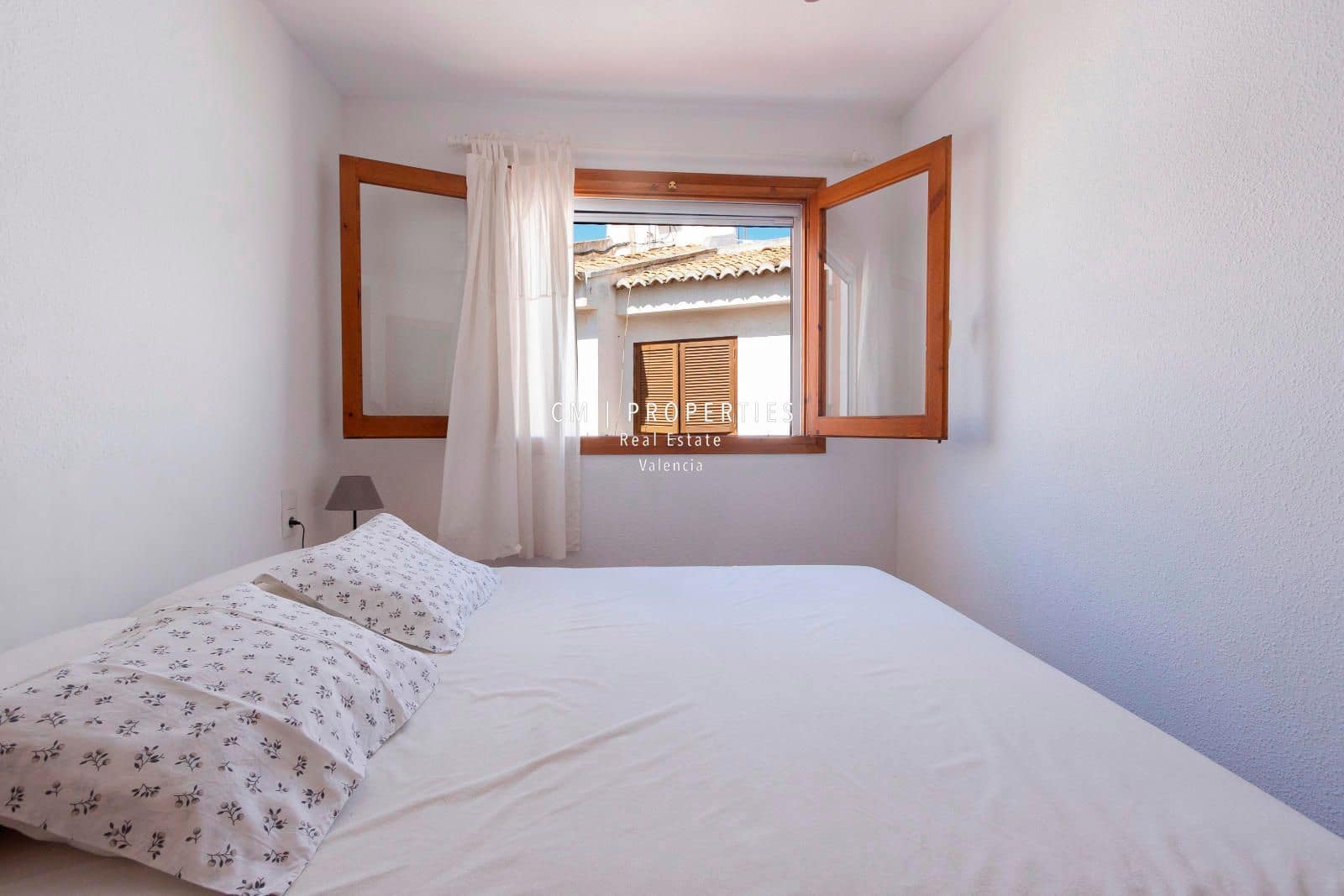 3 slaapkamer Huis te huur in La Pobla de Farnals met zwembad garage - € 1.650 (Ref: 8944952)