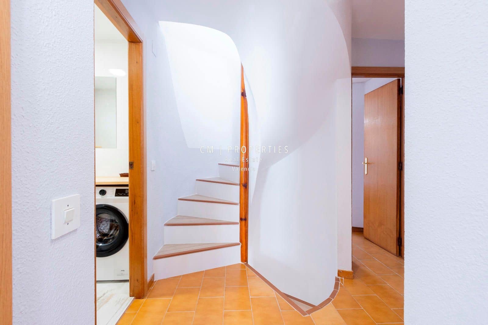 3 slaapkamer Huis te huur in La Pobla de Farnals met zwembad garage - € 1.650 (Ref: 8944952)