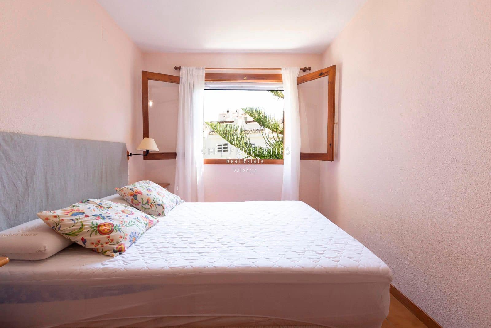 3 slaapkamer Huis te huur in La Pobla de Farnals met zwembad garage - € 1.650 (Ref: 8944952)