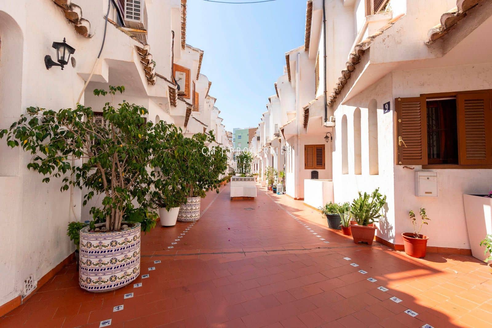 3 slaapkamer Huis te huur in La Pobla de Farnals met zwembad garage - € 1.650 (Ref: 8944952)