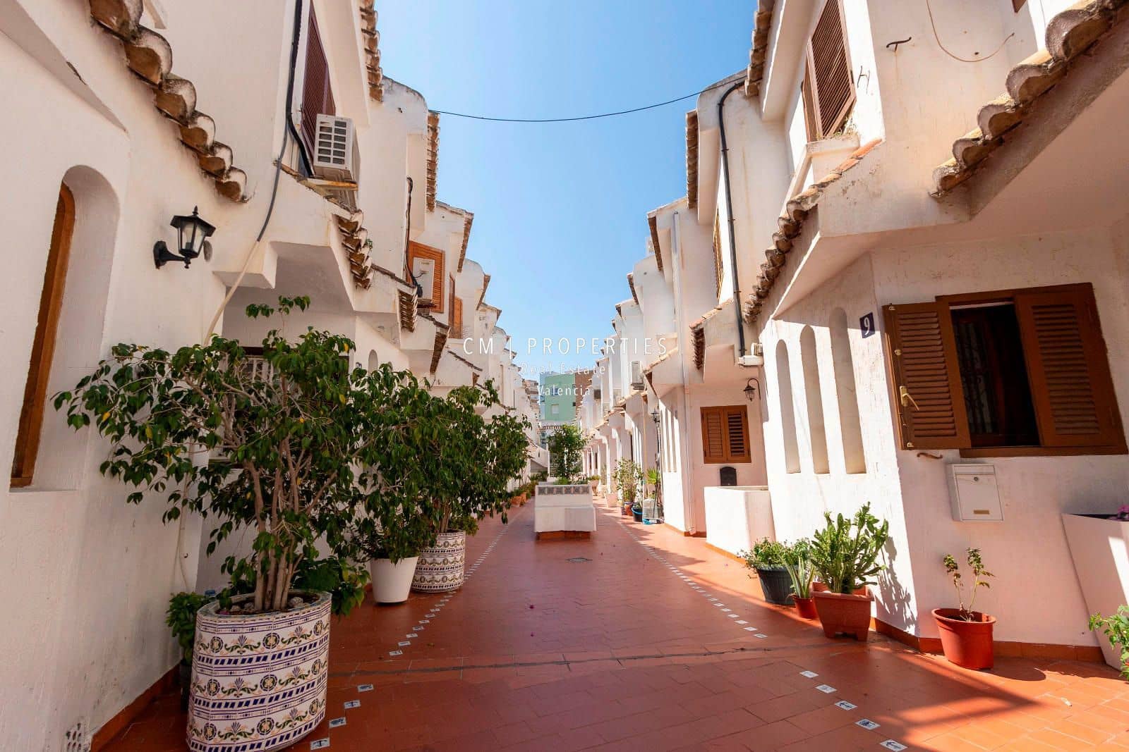 3 slaapkamer Huis te huur in La Pobla de Farnals met zwembad garage - € 1.650 (Ref: 8944952)