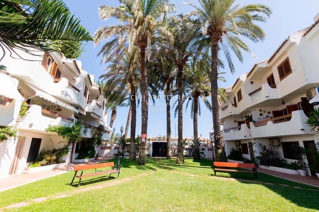 3 bedroom Townhouse for rent in La Pobla de Farnals with pool garage - € 1,650 (Ref: 8944952)
