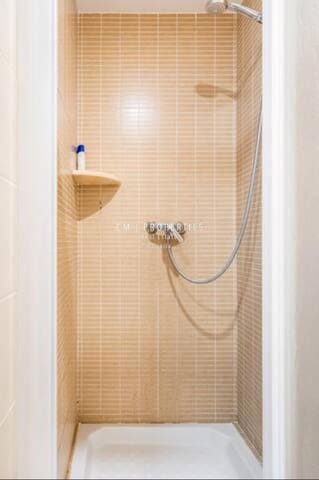 3 bedroom Villa for rent in Riba-roja de Túria with pool garage - € 2,500 (Ref: 8947406)