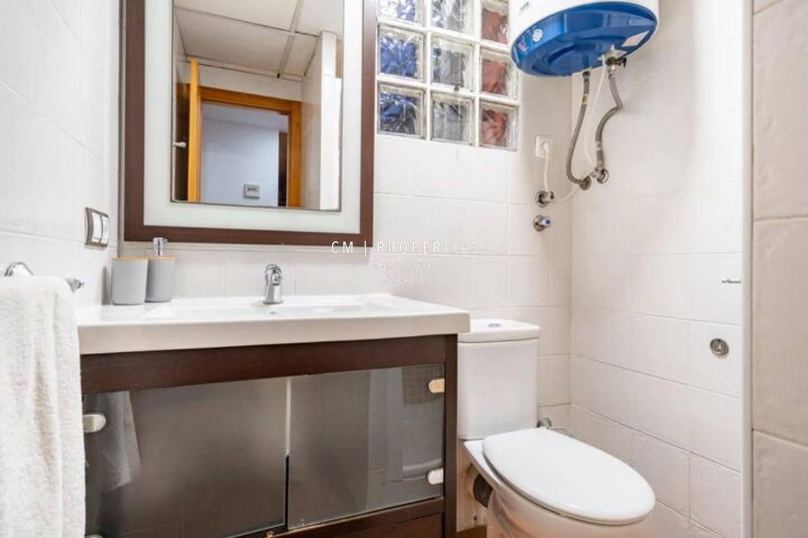 3 soveværelse Villa til leje i Riba-roja de Turia med swimmingpool garage - € 2.500 (Ref: 8947406)