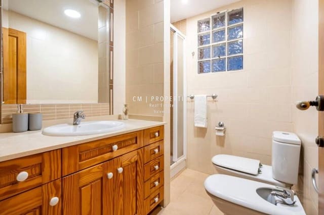 3 bedroom Villa for rent in Riba-roja de Túria with pool garage - € 2,500 (Ref: 8947406)