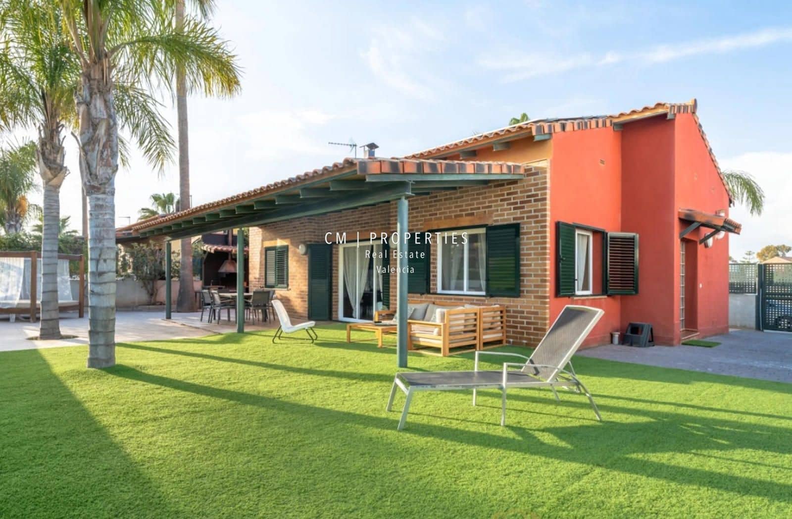 3 soveværelse Villa til leje i Riba-roja de Turia med swimmingpool garage - € 2.500 (Ref: 8947406)