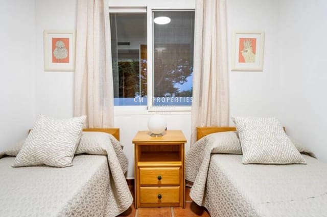 3 bedroom Villa for rent in Riba-roja de Túria with pool garage - € 2,500 (Ref: 8947406)