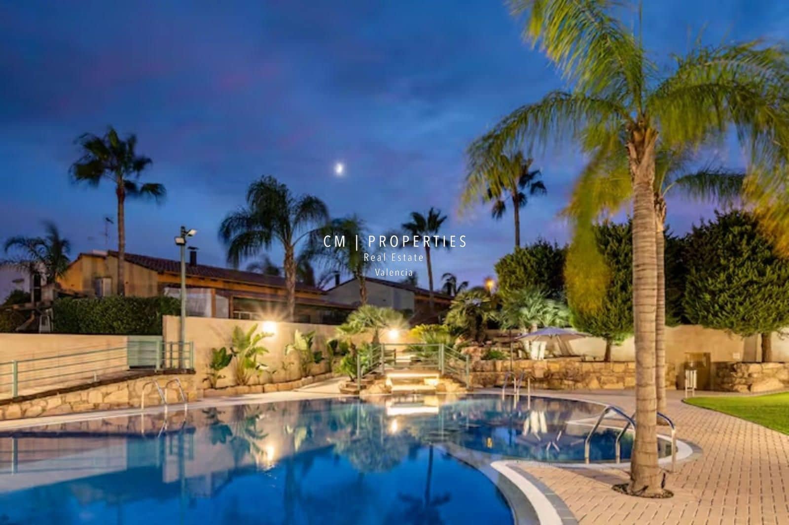 3 soveværelse Villa til leje i Riba-roja de Turia med swimmingpool garage - € 2.500 (Ref: 8947406)