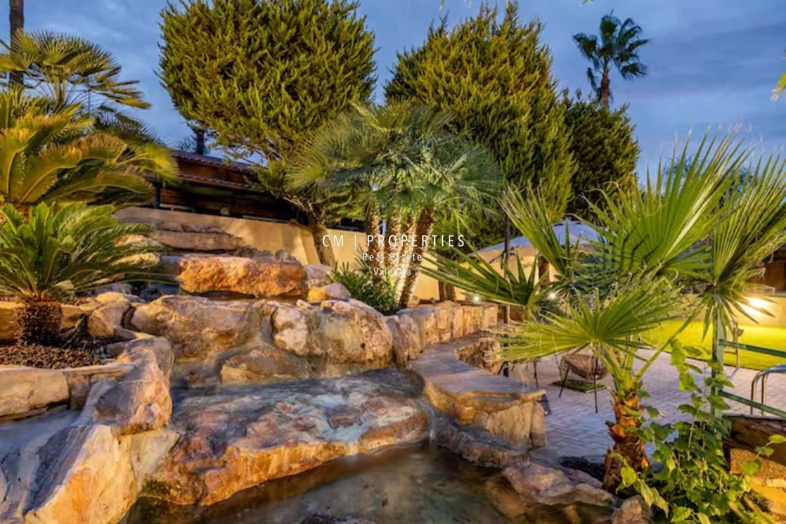 3 soveværelse Villa til leje i Riba-roja de Turia med swimmingpool garage - € 2.500 (Ref: 8947406)