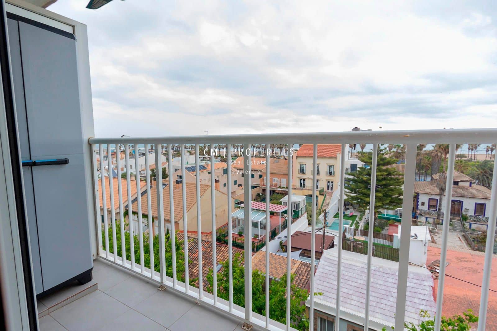 3 soverom Leilighet til leie i Valencia by - € 2 200 (Ref: 8948116)