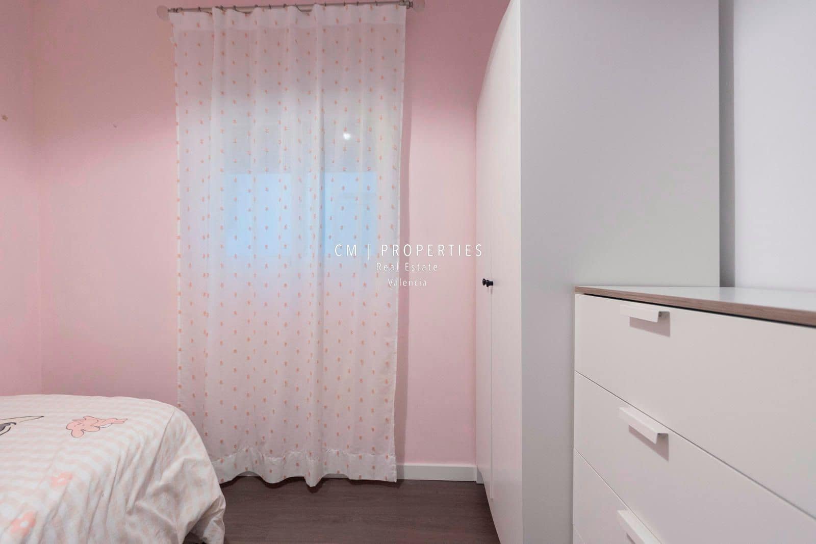 3 soverom Leilighet til leie i Valencia by - € 2 200 (Ref: 8948116)