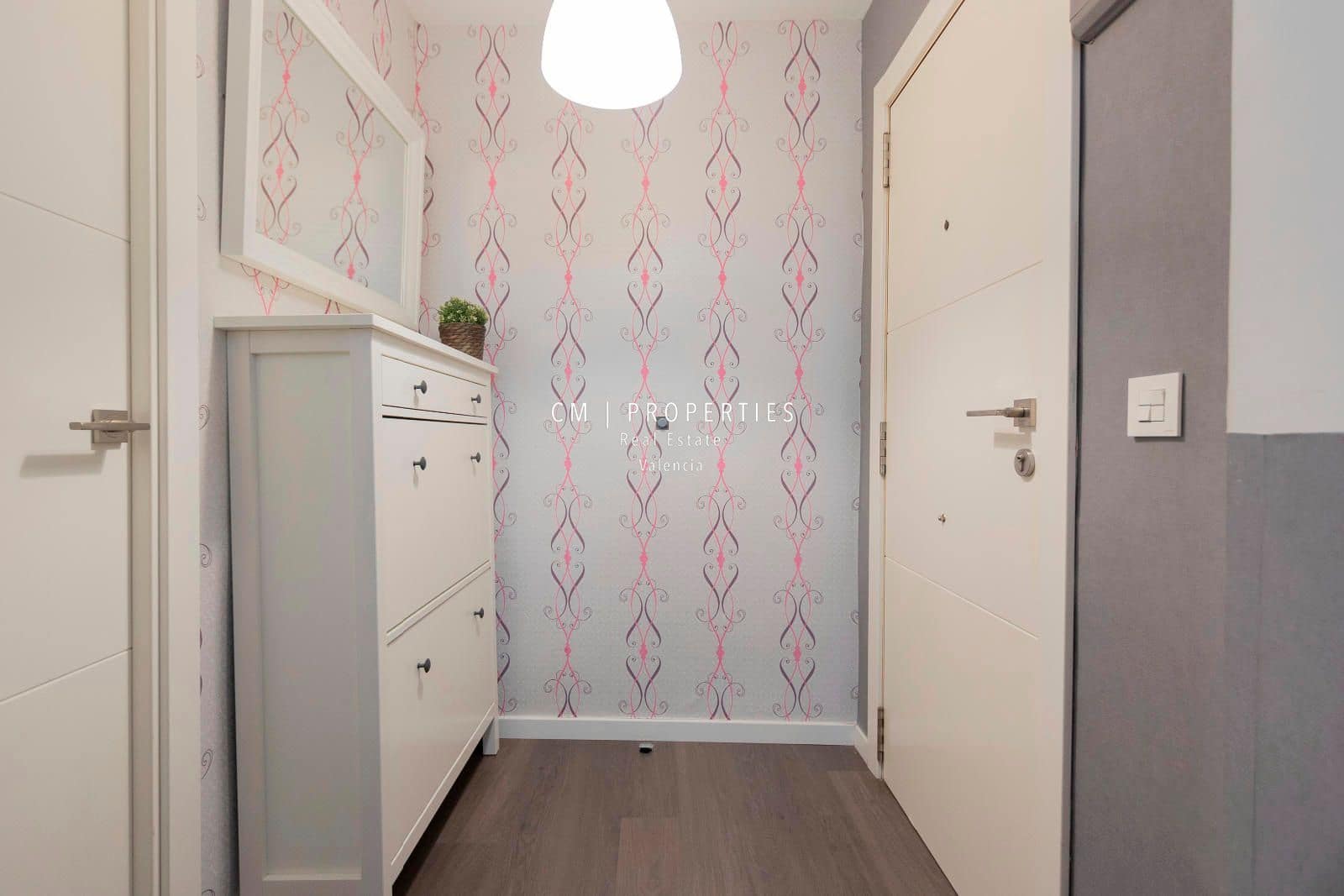 3 soverom Leilighet til leie i Valencia by - € 2 200 (Ref: 8948116)