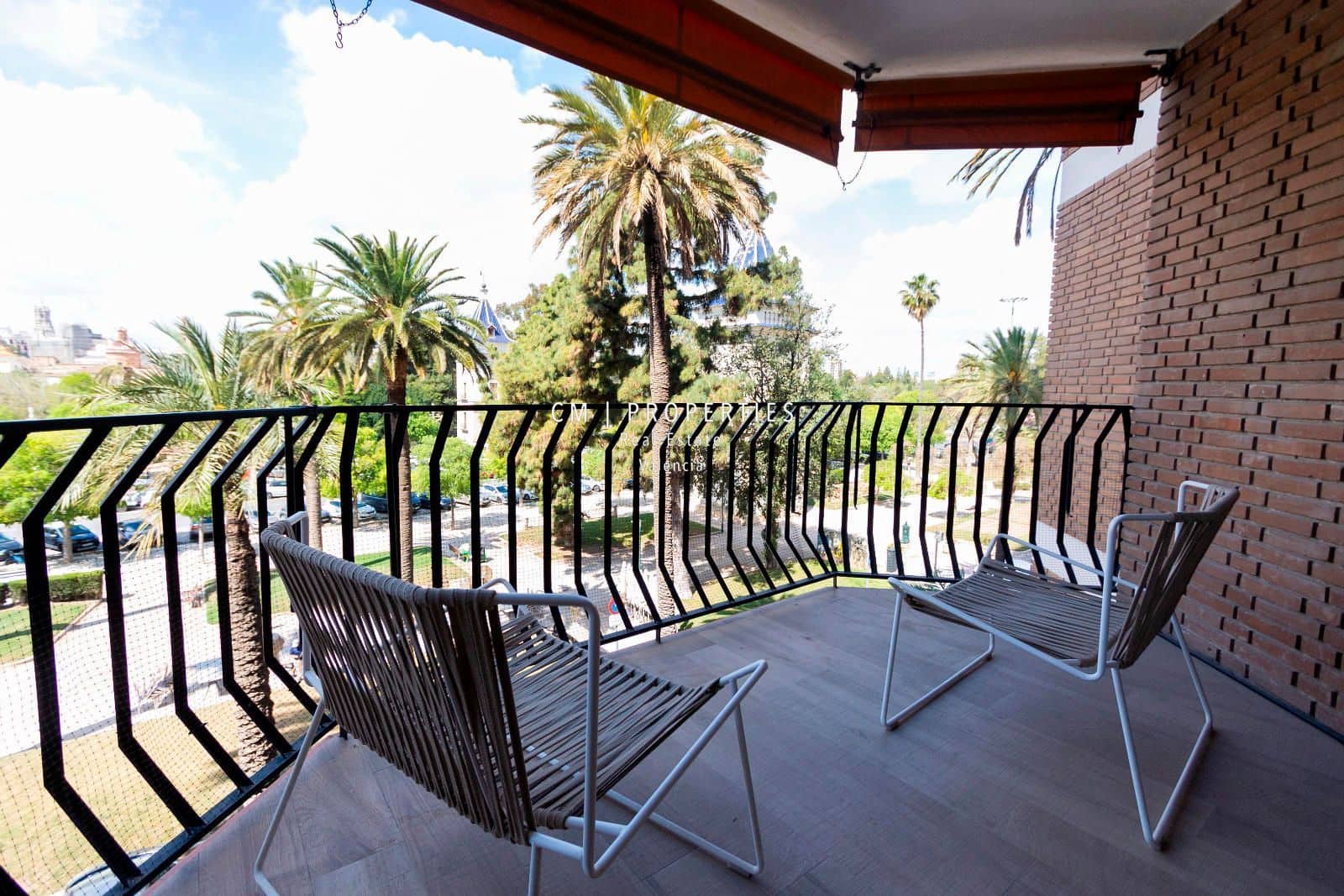 4 soverom Leilighet til leie i Valencia by - € 4 500 (Ref: 8954735)
