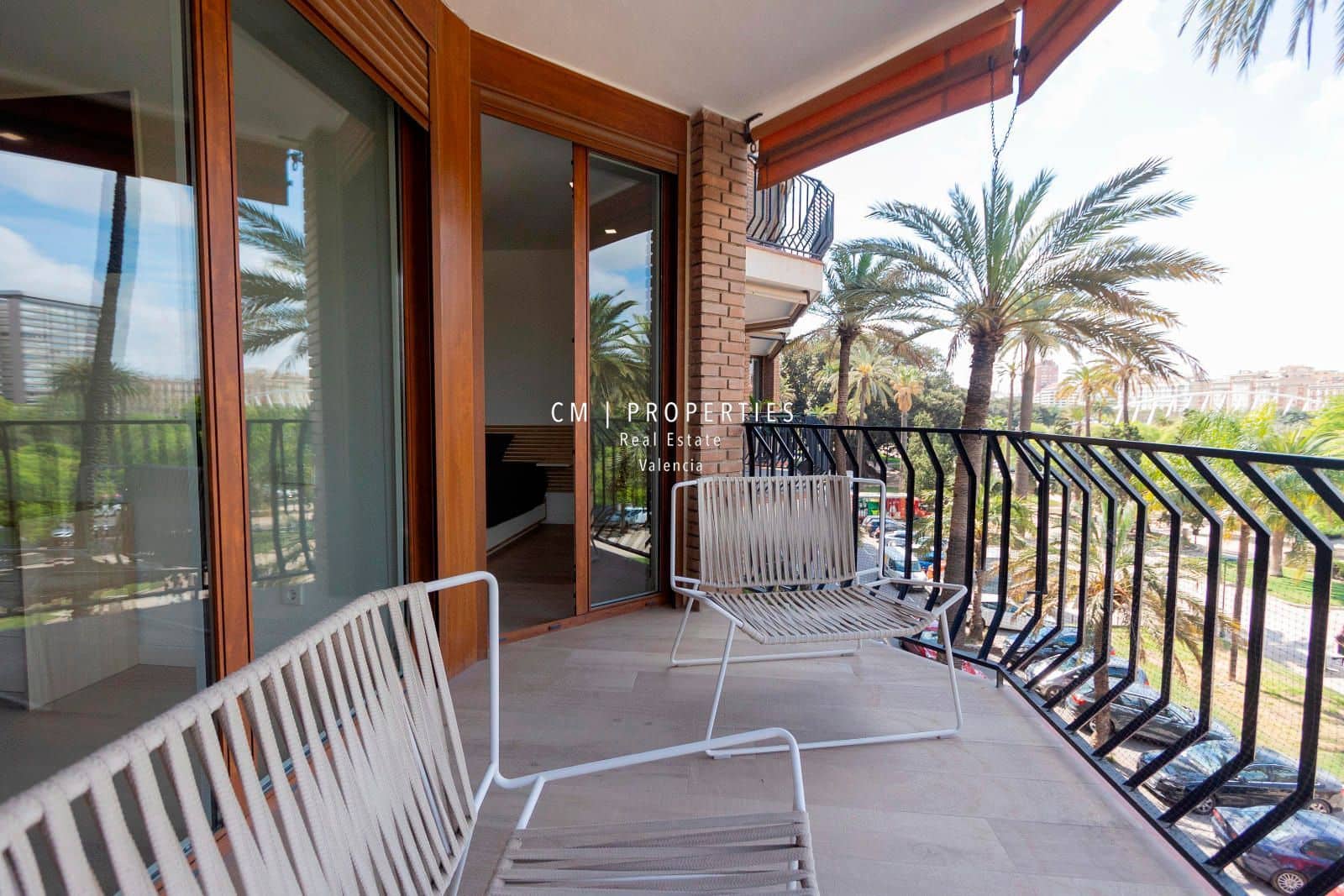 4 soverom Leilighet til leie i Valencia by - € 4 500 (Ref: 8954735)