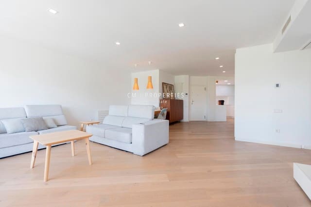 4 soverom Leilighet til leie i Valencia by - € 4 500 (Ref: 8954735)