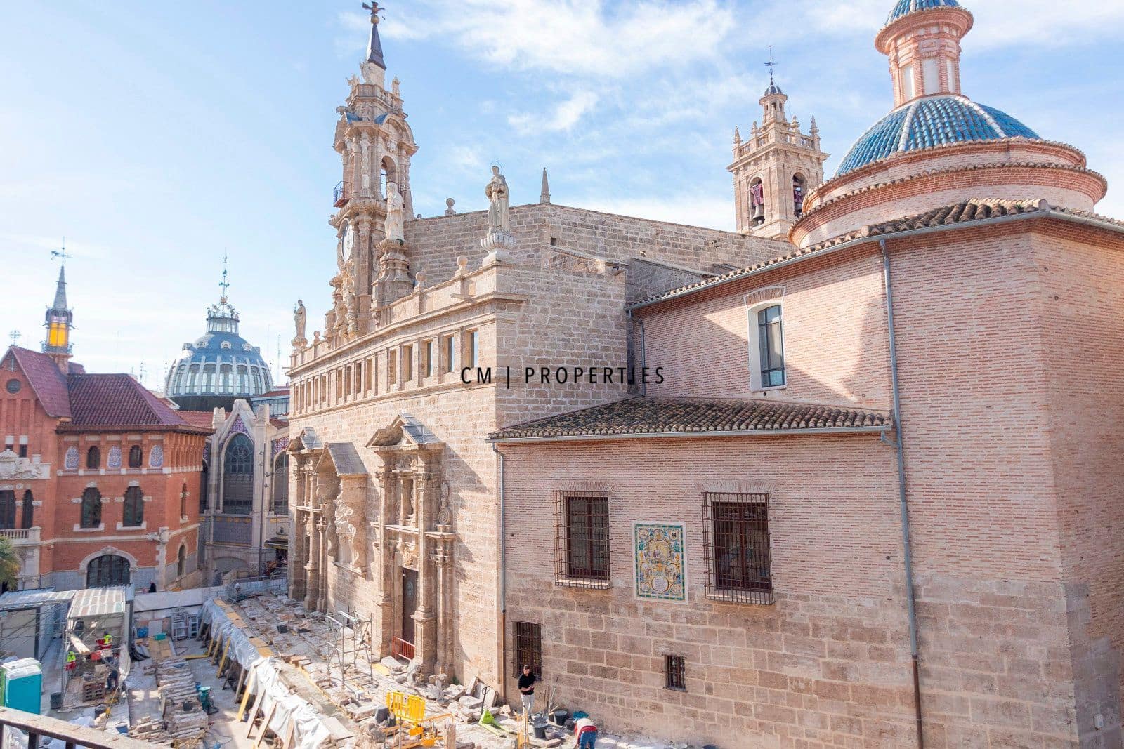 Restaurant/Bar til salgs i Valencia by - € 700 000 (Ref: 8954736)