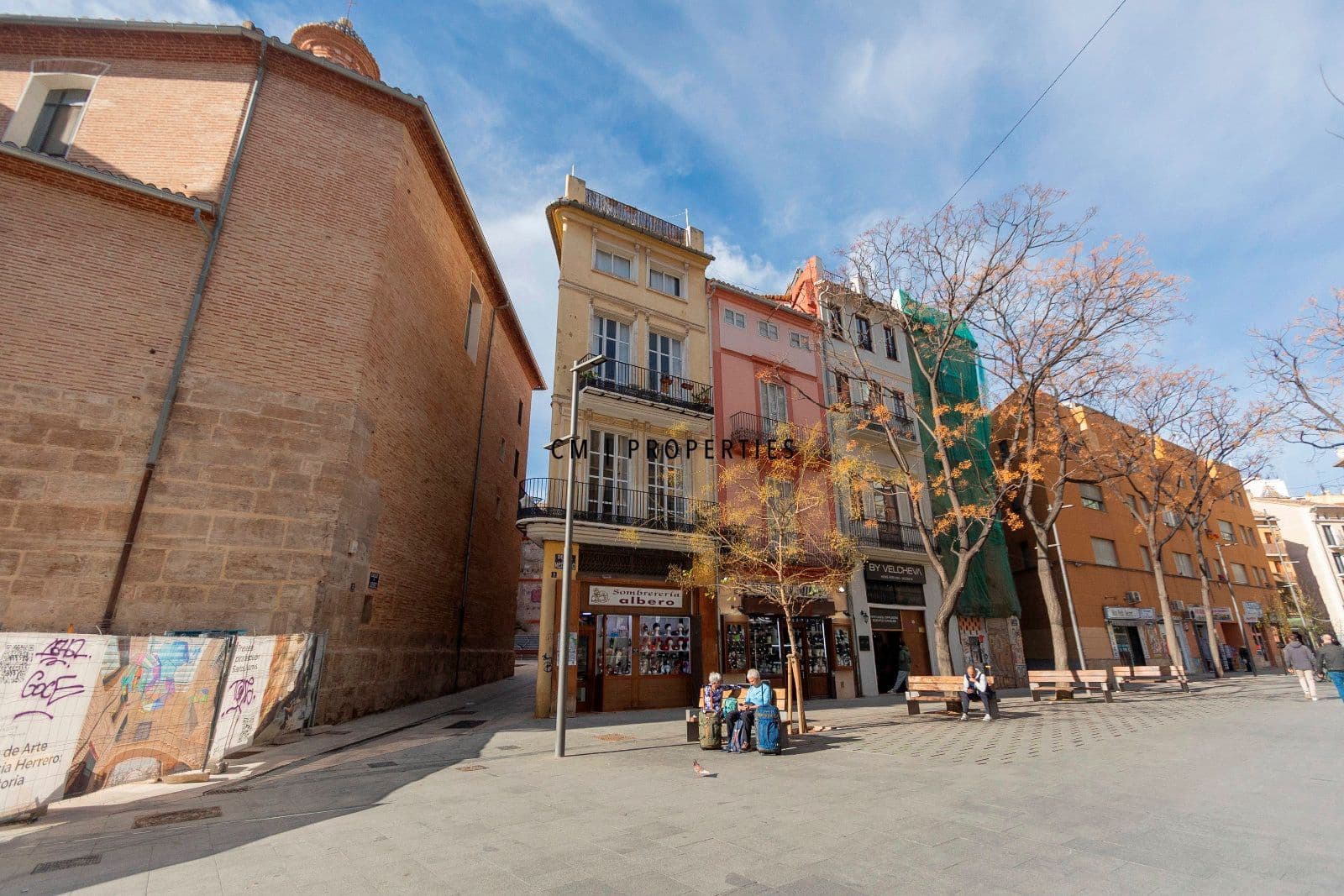 Restaurant/Bar til salgs i Valencia by - € 700 000 (Ref: 8954736)