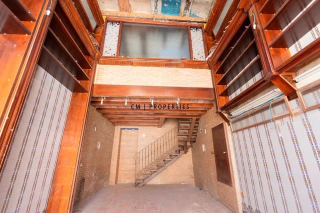 Restaurang/Bar till salu i Ciutat Vella, Valencia stad - 700 000 € (Ref: 8954736)