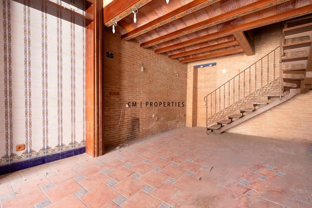 Restaurang/Bar till salu i Ciutat Vella, Valencia stad - 700 000 € (Ref: 8954736)