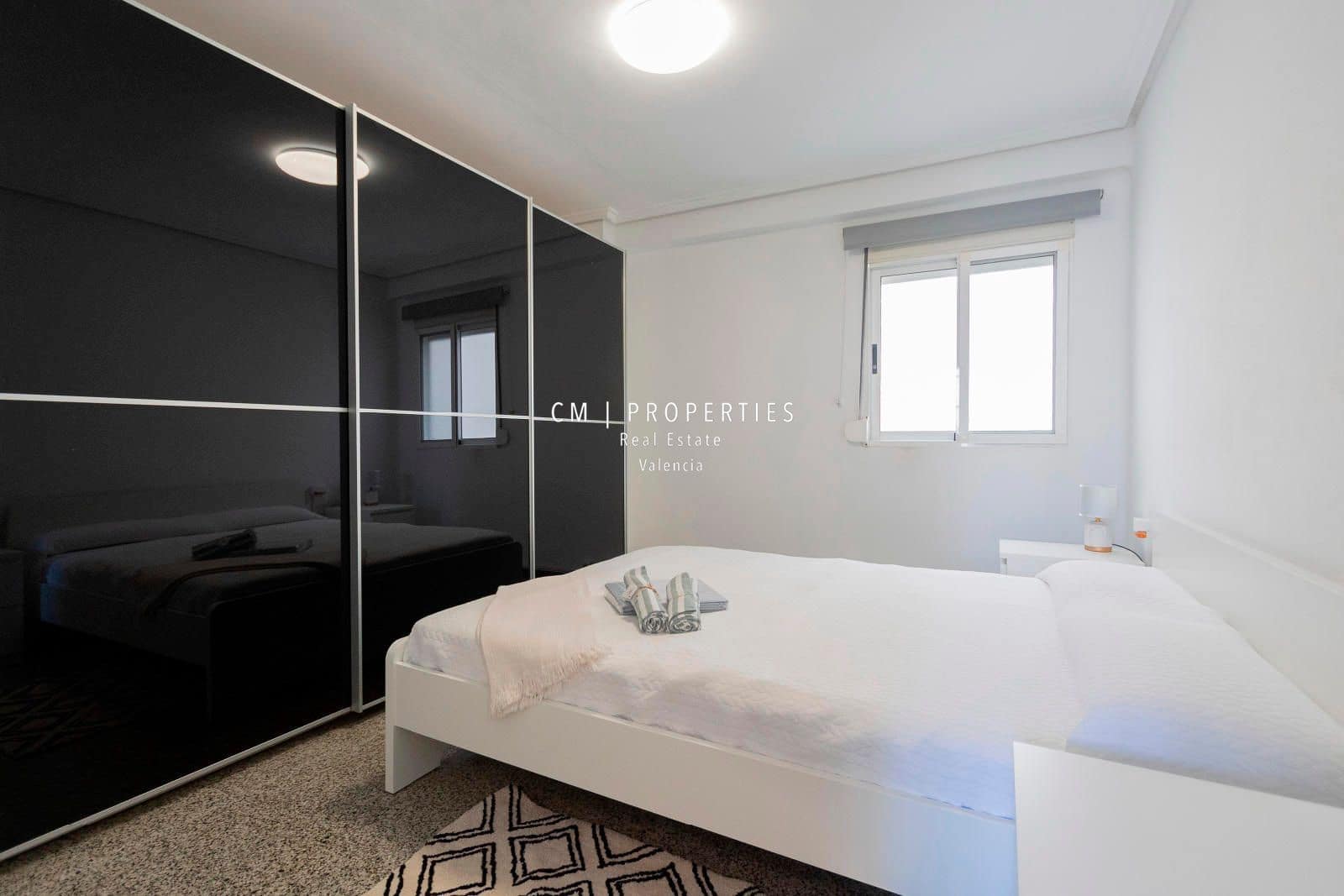 2 soveværelse Lejlighed til leje i Valencia by - € 1.100 (Ref: 8956110)
