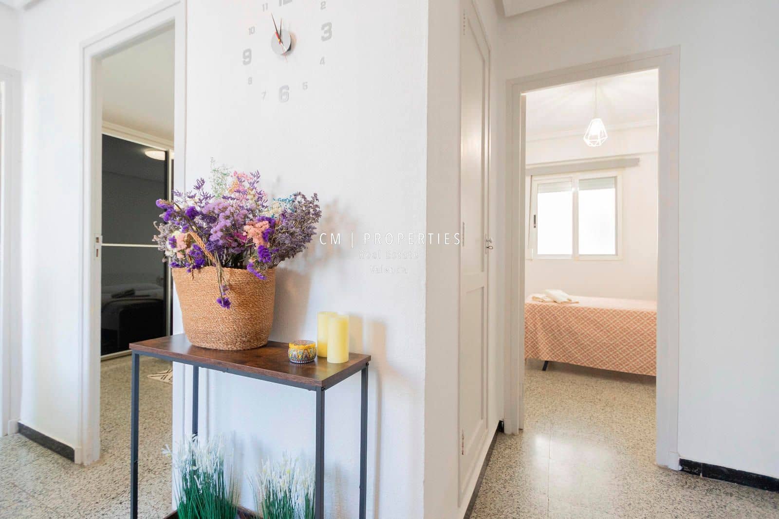 2 soveværelse Lejlighed til leje i Valencia by - € 1.100 (Ref: 8956110)