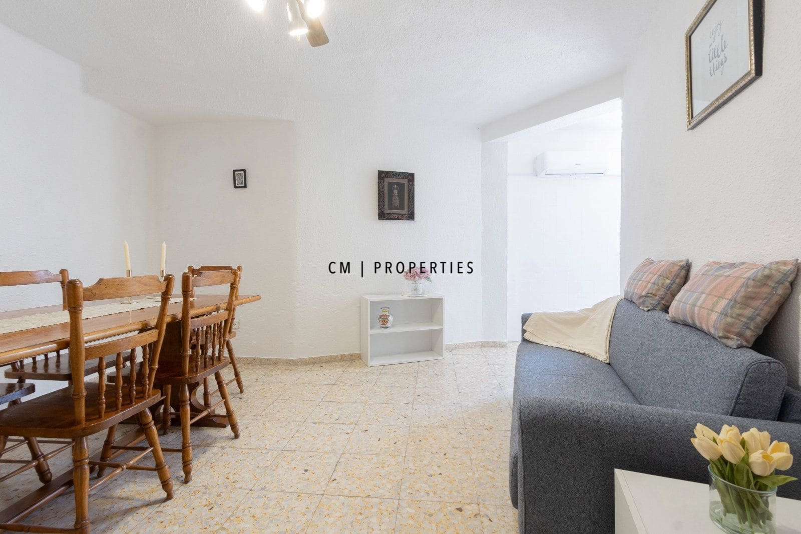 3 bedroom Flat for rent in Valencia city - € 1,200 (Ref: 8966773)