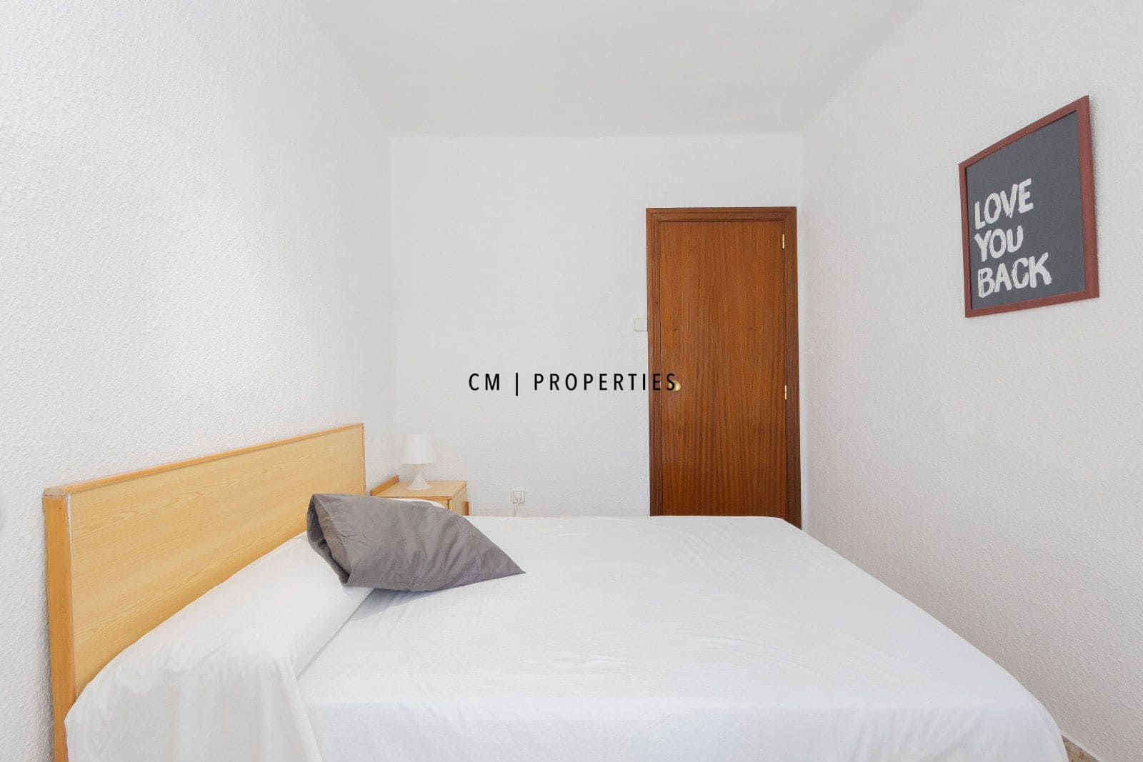 3 bedroom Flat for rent in Valencia city - € 1,200 (Ref: 8966773)