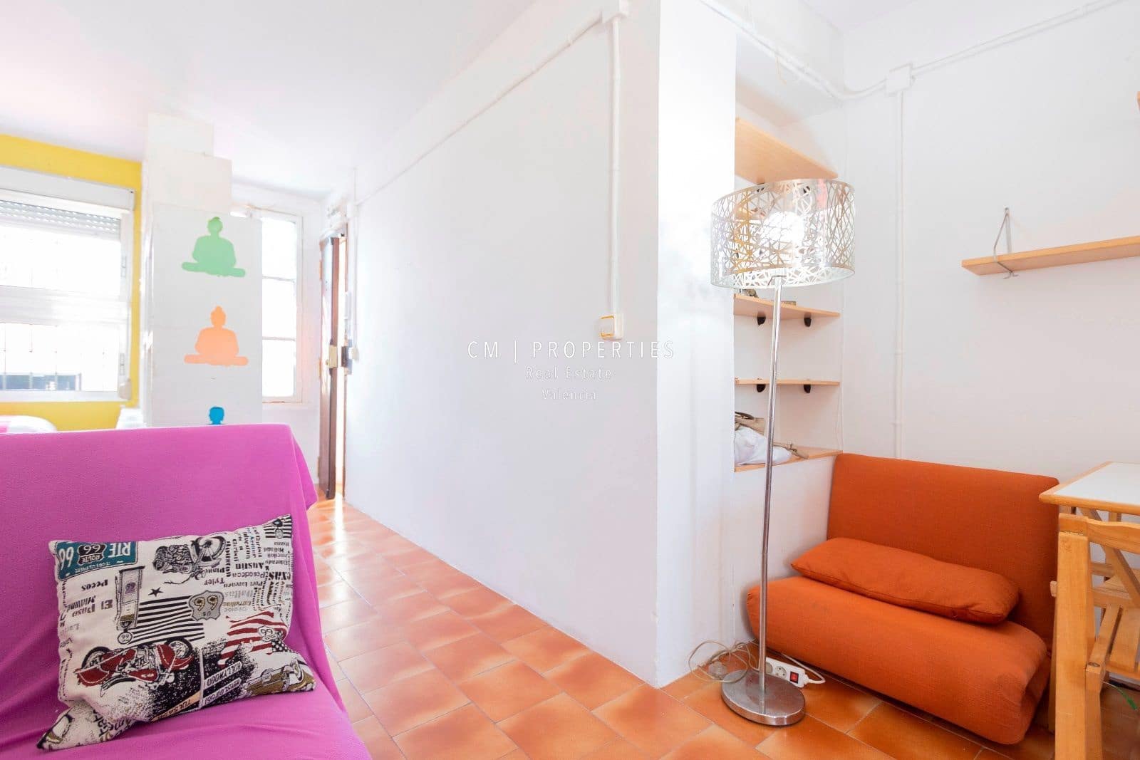 1 quarto Penthouse para arrendar em Valencia cidade - 1 050 € (Ref: 8969556)