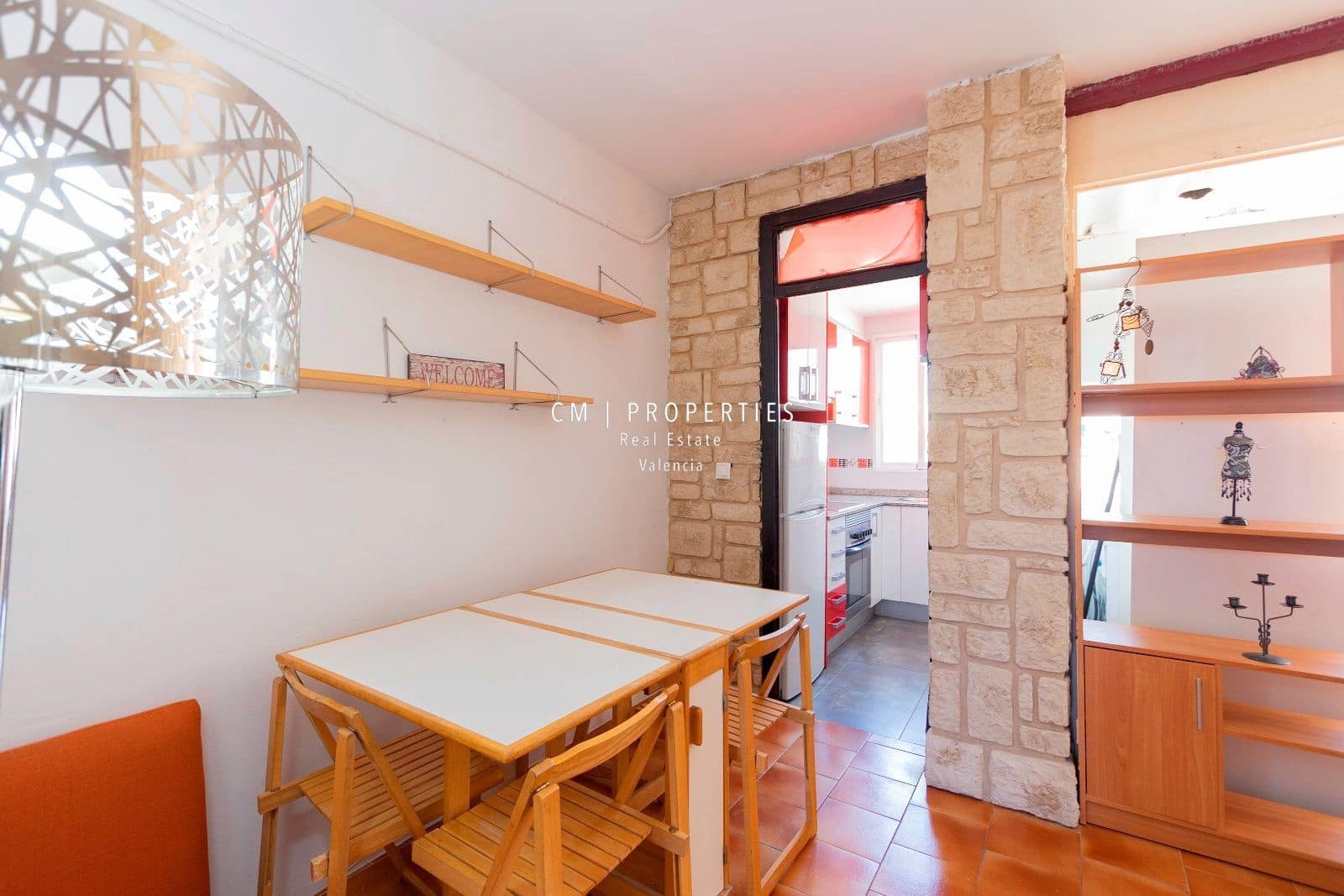 1 quarto Penthouse para arrendar em Valencia cidade - 1 050 € (Ref: 8969556)