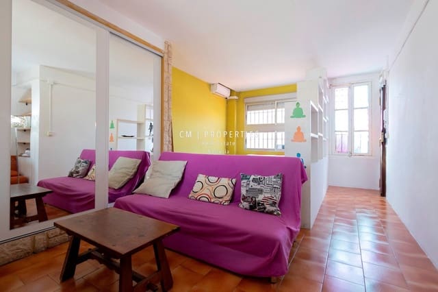 1 quarto Penthouse para arrendar em Valência cidade - 1 050 € (Ref: 8969556)