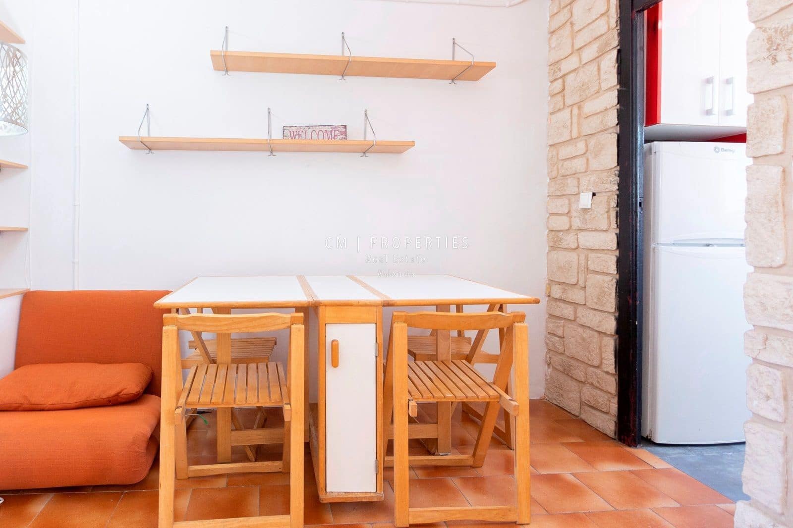 1 quarto Penthouse para arrendar em Valencia cidade - 1 050 € (Ref: 8969556)