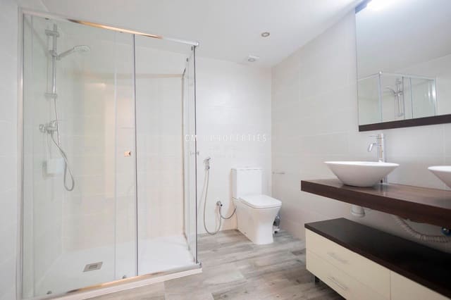 Appartamento da affittare in Arrancapins, Valencia città - 1.200 € (Rif: 8973368)