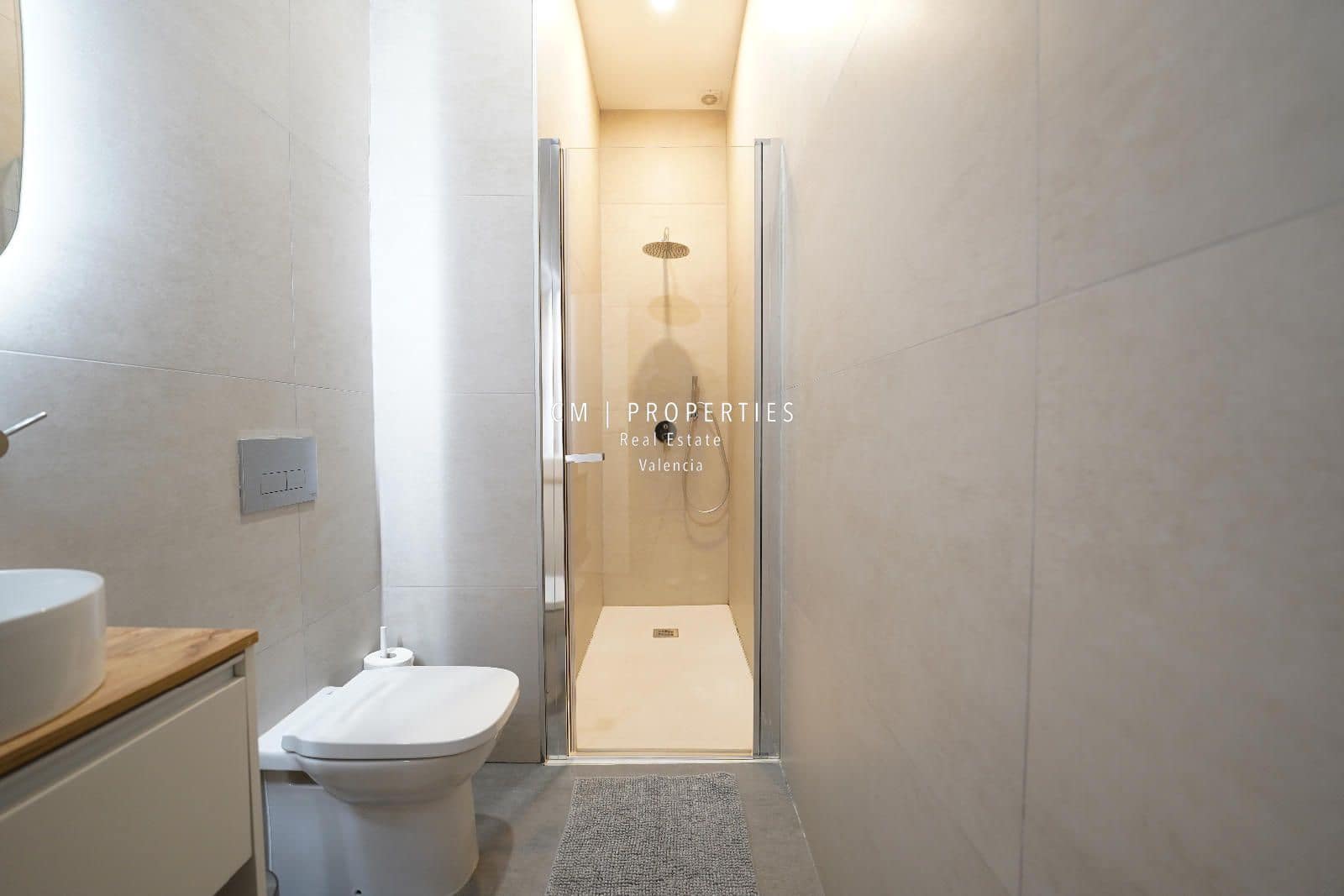 2 soveværelse Lejlighed til leje i Valencia by - € 2.000 (Ref: 8981725)