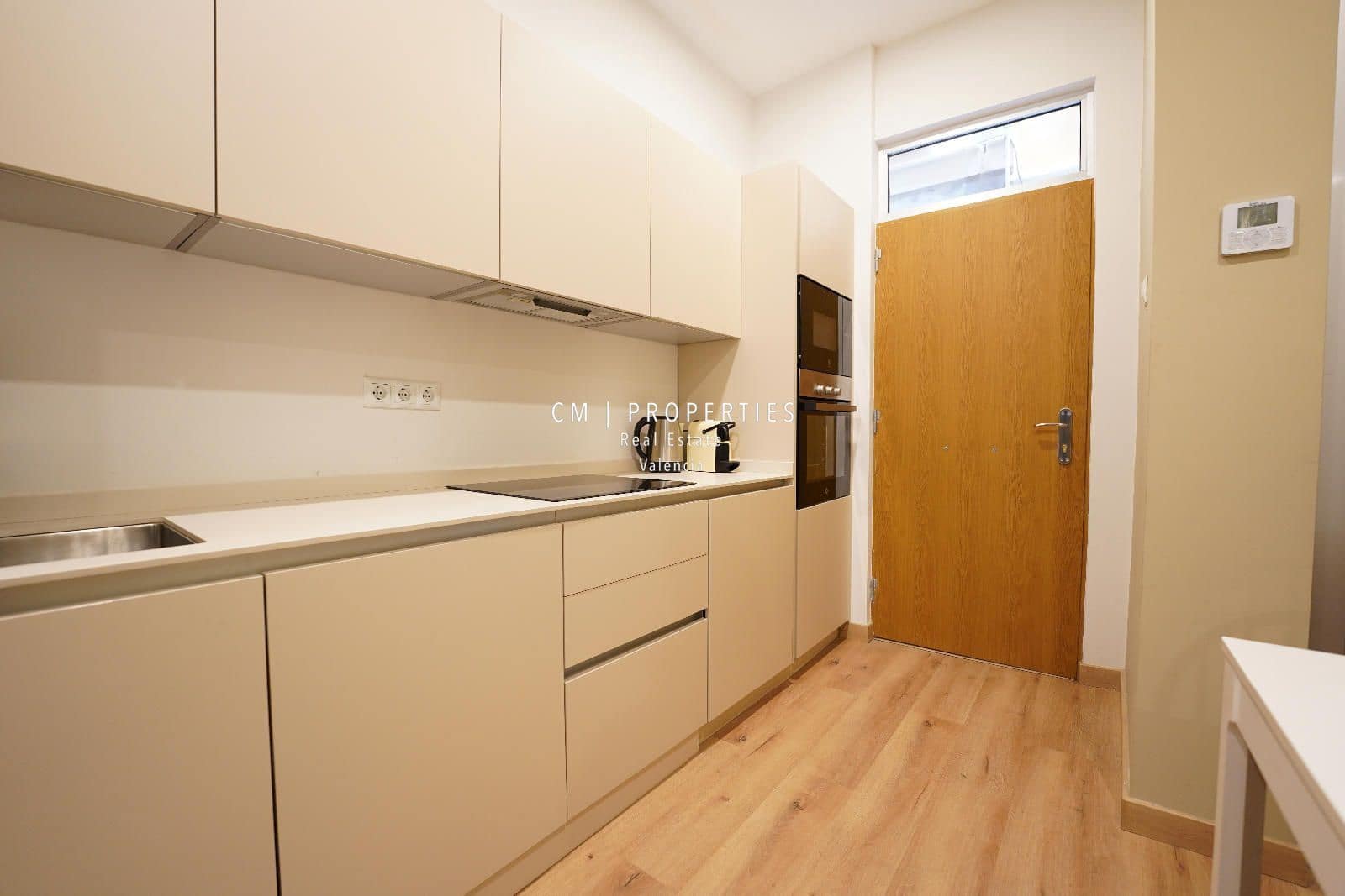 2 soveværelse Lejlighed til leje i Valencia by - € 2.000 (Ref: 8981725)