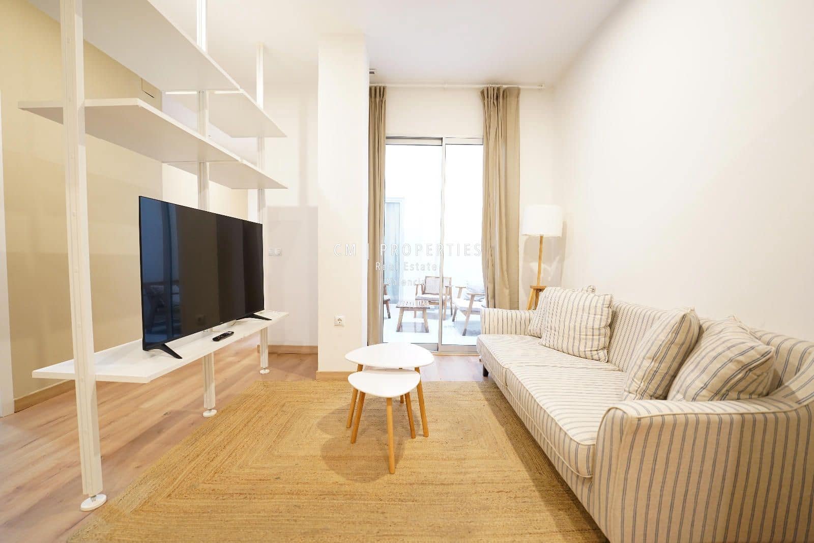 2 soveværelse Lejlighed til leje i Valencia by - € 2.000 (Ref: 8981725)