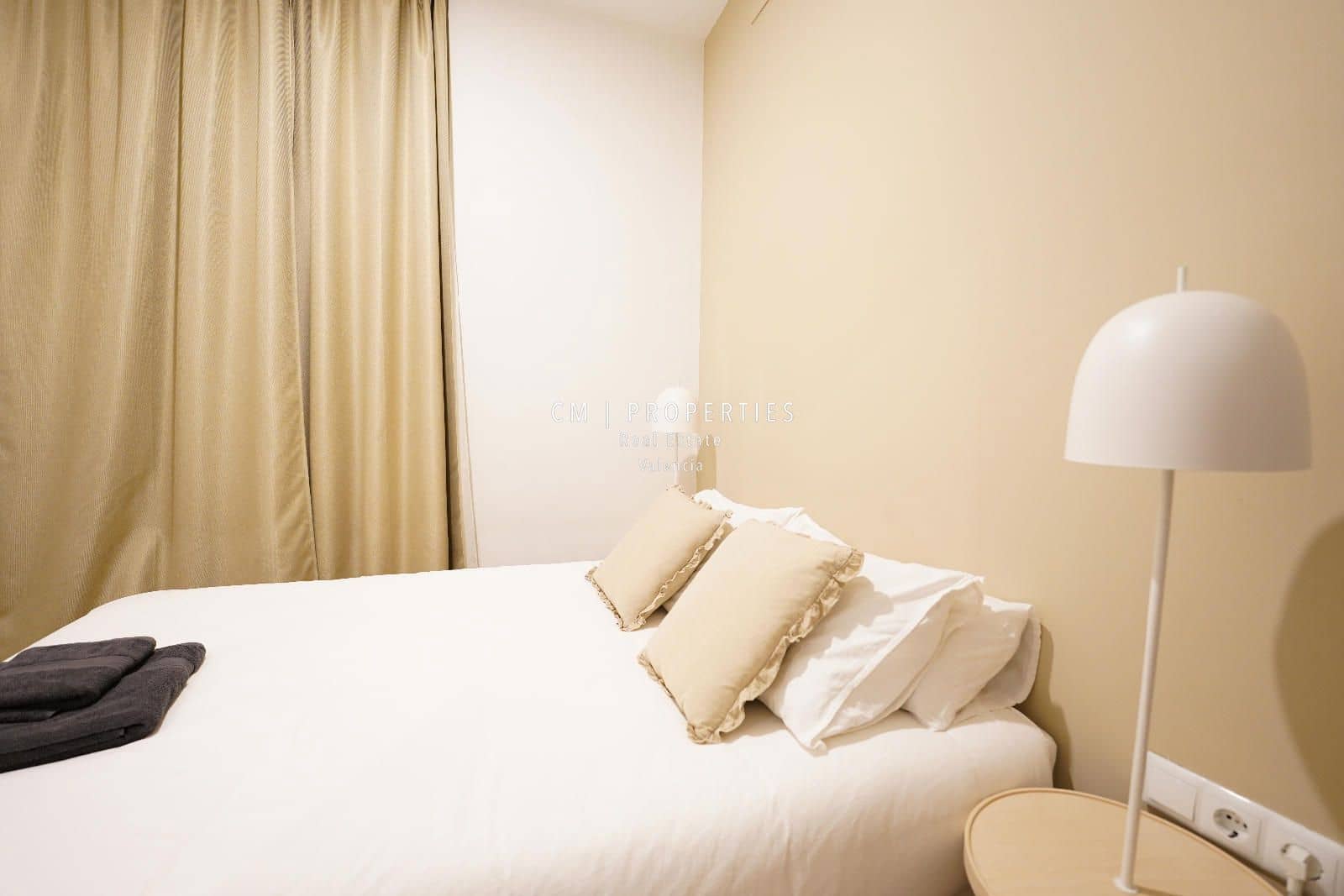 2 soveværelse Lejlighed til leje i Valencia by - € 2.000 (Ref: 8981725)