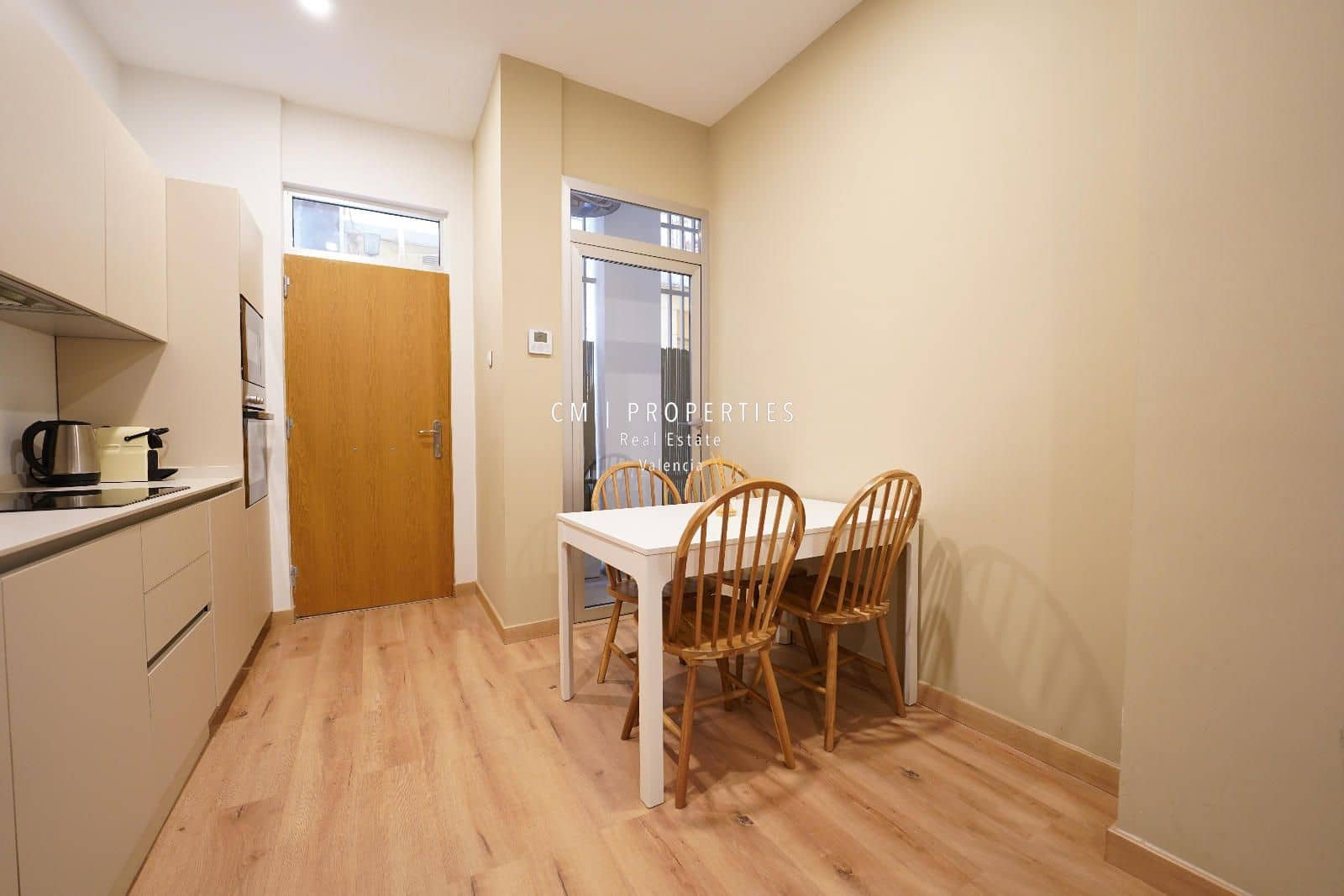 2 soveværelse Lejlighed til leje i Valencia by - € 2.000 (Ref: 8981725)