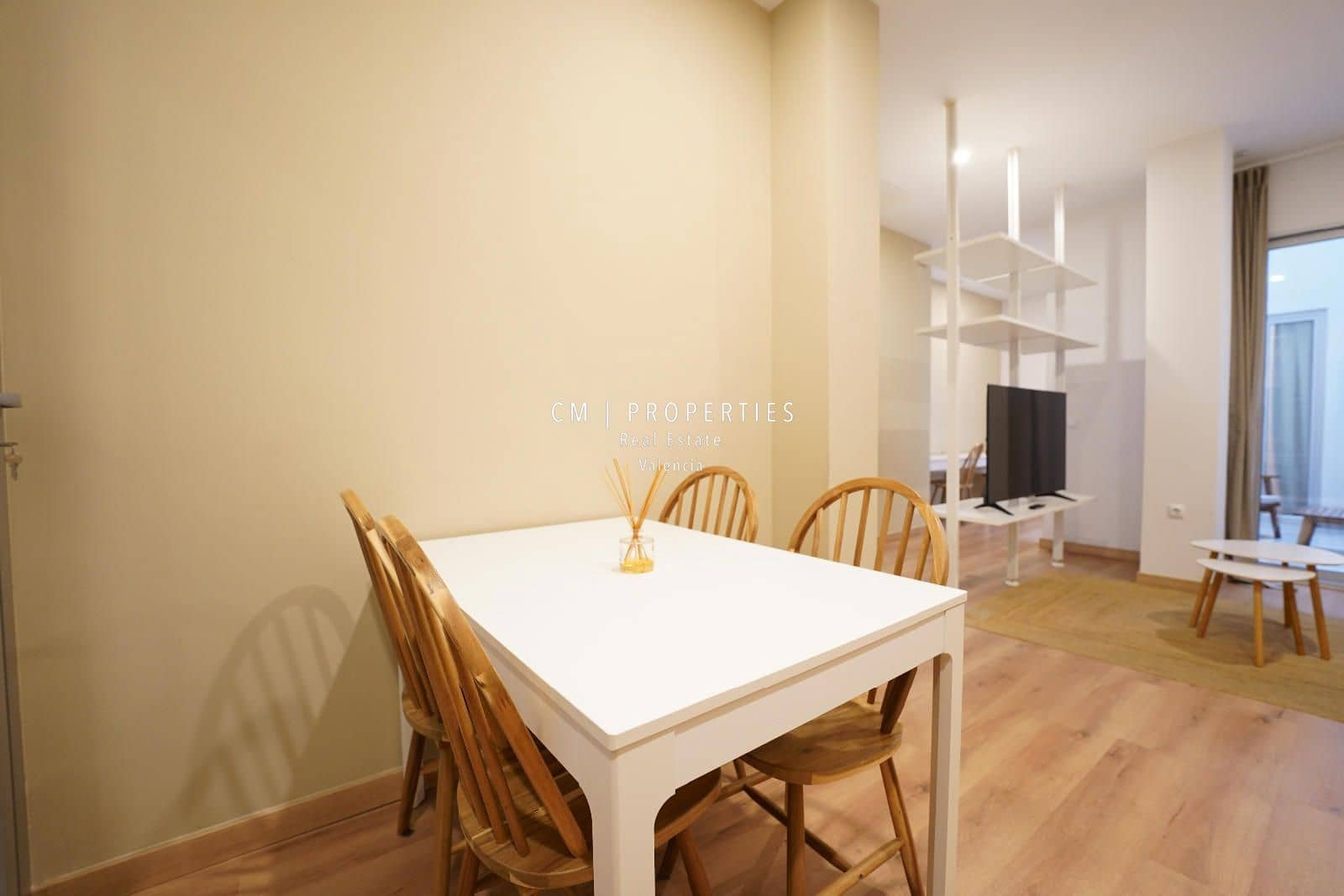 2 soveværelse Lejlighed til leje i Valencia by - € 2.000 (Ref: 8981725)