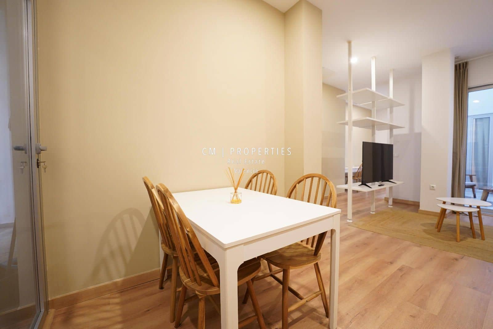 2 soveværelse Lejlighed til leje i Valencia by - € 2.000 (Ref: 8981725)