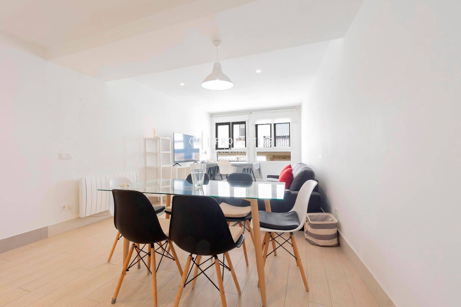 2 sovrum Lägenhet att hyra i Valencia stad - 1 500 € (Ref: 8997667)