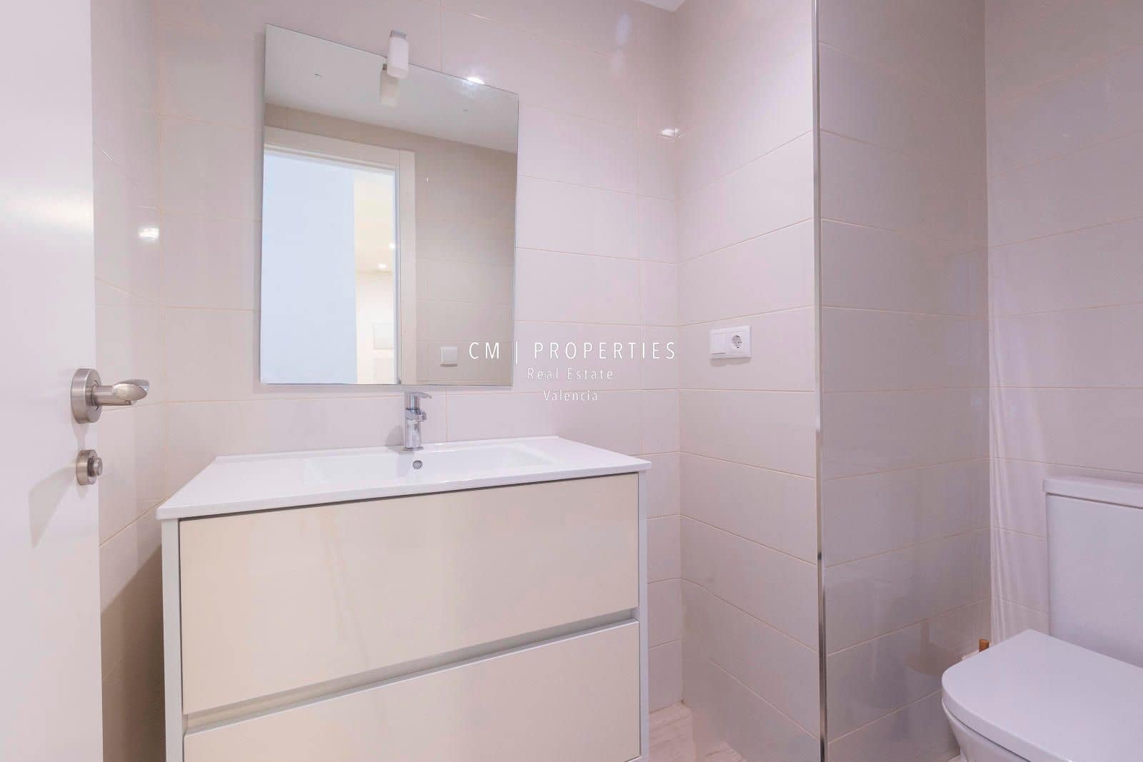 2 sovrum Lägenhet att hyra i Valencia stad - 1 500 € (Ref: 8997667)