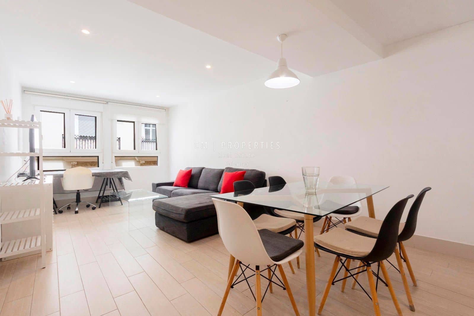 2 sovrum Lägenhet att hyra i Valencia stad - 1 500 € (Ref: 8997667)
