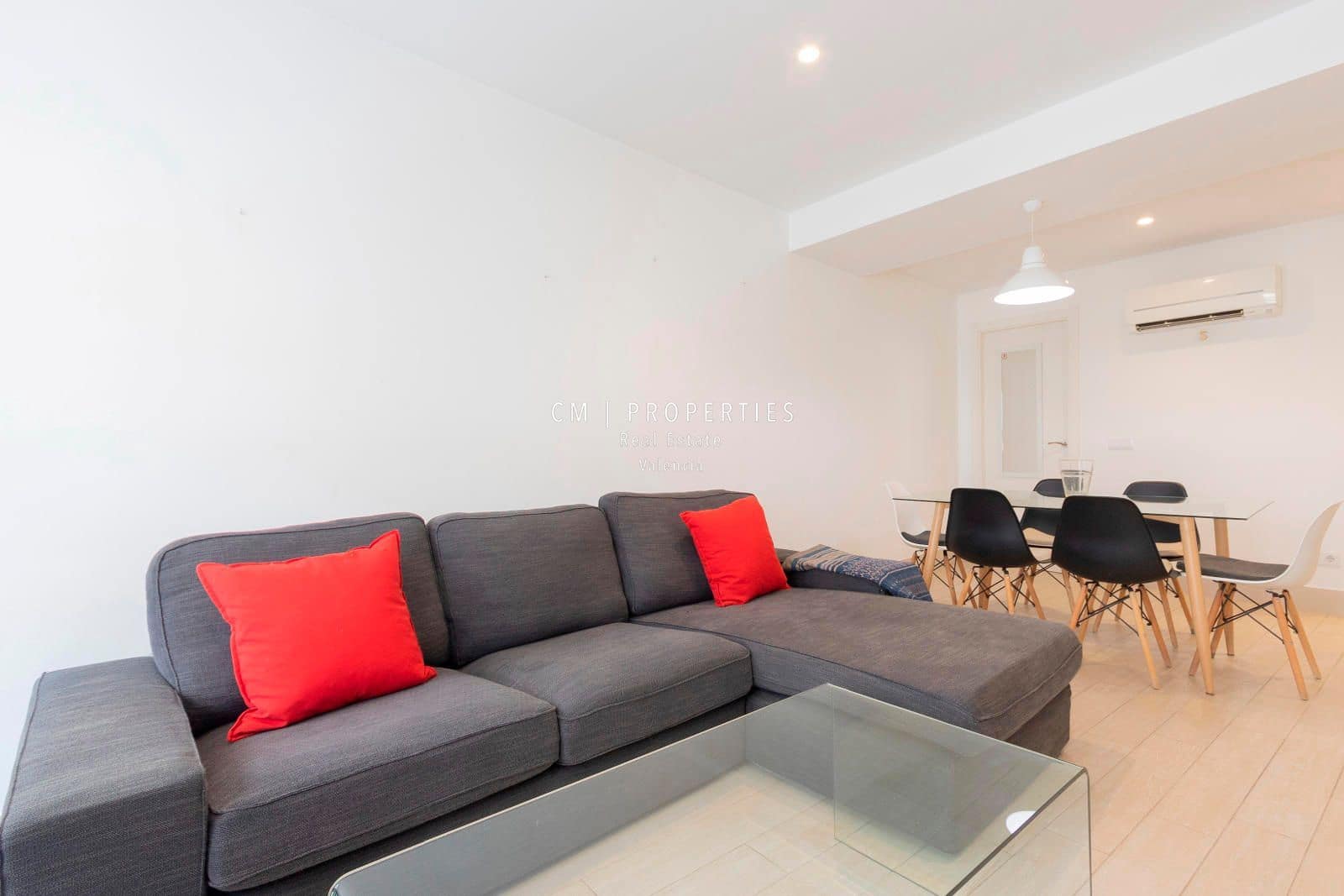 2 sovrum Lägenhet att hyra i Valencia stad - 1 500 € (Ref: 8997667)