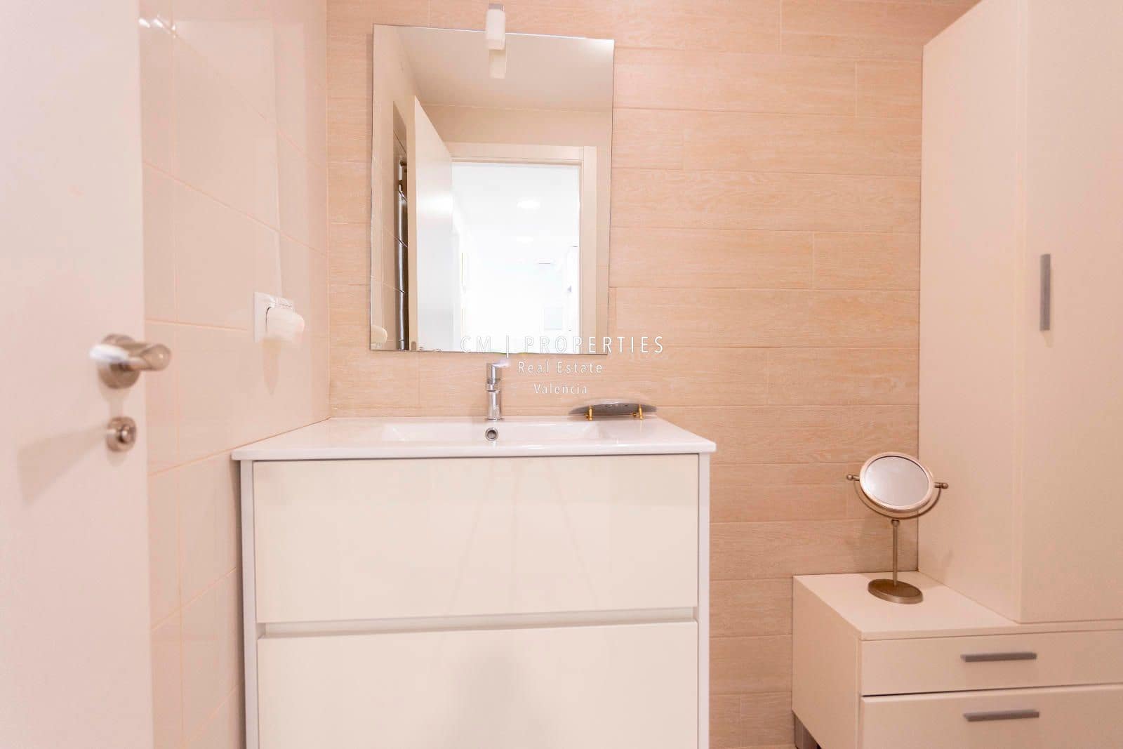 2 sypialnia Penthouse do wynajęcia w Miasto Walencja - 1 700 € (Ref: 8997668)