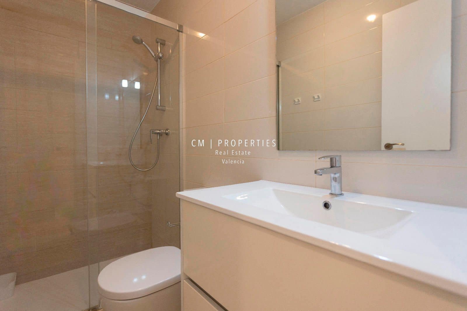 2 sypialnia Penthouse do wynajęcia w Miasto Walencja - 1 700 € (Ref: 8997668)